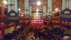 Hyperspace Mountain von Innen Hyperspace Mountain von Innen